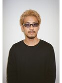 金髪ショートスタイル