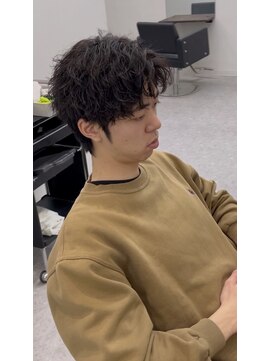 ブライト(BRIGHT) シャドウパーマセンターパート