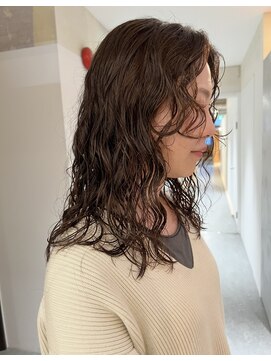 シス(sisu) medium perm