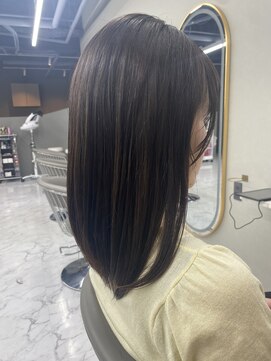 リノ 金山(Rino) レイヤーロング/レイヤーカット