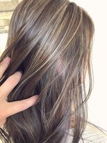 リリィ ヘアデザイン(LiLy hair design) ハイライトベージュカラーstyle♪