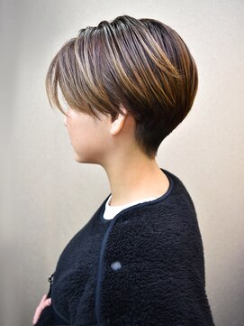 ヘアスタジオヘーフリヒ(HAIR STUDIO HoFLICH) ☆ハンサムショート浜松☆