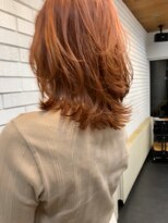 アン シュシュ(un chouchou)&nbsp;少し大人なレイヤースタイルとアプリコットオレンジ