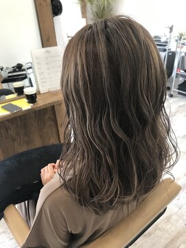 シキ(C key) コントラストハイライト