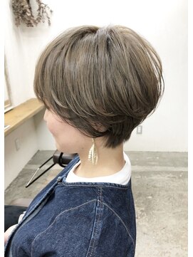 ファム 札幌大通(fam) 30代40代50代◎くびれショート♪ウルツヤふんわりカール