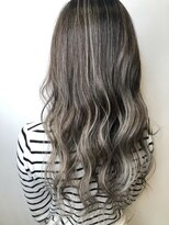 カリン 横浜店(carin) 【グラデーションカール】ブリーチオンカラー/ツートンカラー