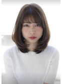 グレージュカラー×レイヤースタイル
