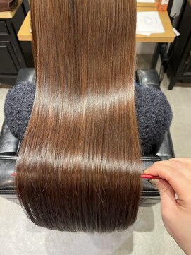 ライフ(LIFE) 髪質改善ヘアエステ/縮毛矯正/ストレート/イメチェン/フェミニン