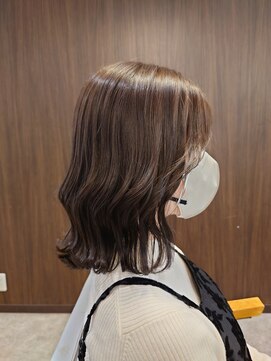 ビスポーク(BESPOKE) ツヤ感◎大人可愛いショコラベージュくびれ巻き