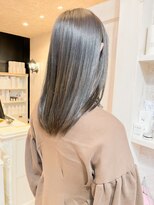 キャアリー(Caary)&nbsp;福山市　美容室Caary 人気春　ナチュラルストレート　セミロング