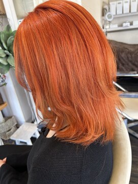 ディンプル 越谷駅前(DiMPlE) オレンジカラー インナーカラー