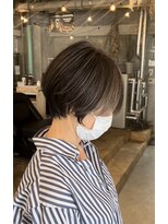 ウィークエンド(WEEKEND)&nbsp;バレイヤージュ×ショートボブ