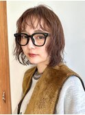 顔周りレイヤーカットくびれヘアミルクティーベージュカラー