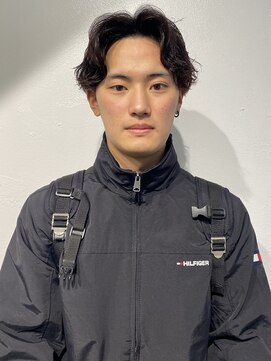 ロイ 南青山 表参道(ROI) メンズカットセンターパートマッシュニュアンスパーマ