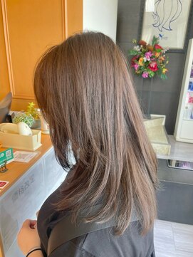 イースト(YEAST) グレージュロング