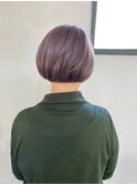 白髪をより美しく見せるグレイッシュラベンダー