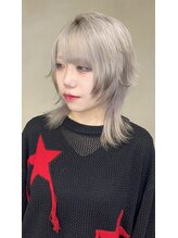ソルバイジゼル(sol by gisele) 仙台ウルフカットホワイトエンドカラー裾カラー中性ウルフ