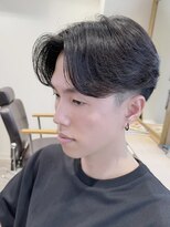 ハレ ヘアサロン(Hale hair salon)&nbsp;【Hale】ブルーブラック/スパイキーショート/フェザーパーマ原宿