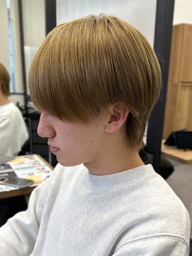 エルマーク 渋谷(L-MARK) マッシュブリーチハイトーンハイライトスパイラルツーブロック