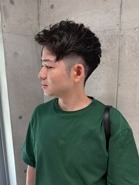 エウペ 渋谷(WEUPE) 束感/波巻き/ハイライト/マッシュパーマ