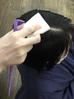 髪を労わり、優しくケア。知識豊富なスタッフが貴方の髪をダメージレスで健やかな髪へと導きます◇