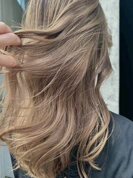 クロト(Clotho) ブリーチカラー/ベージュ/ダブルカラーブリーチハイライト