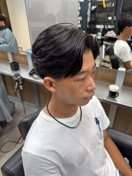 リレーションメンズヘアー(RELATION MEN'S HAIR) メンズベリーショートおしゃれ坊主短髪メンズブルーブラック