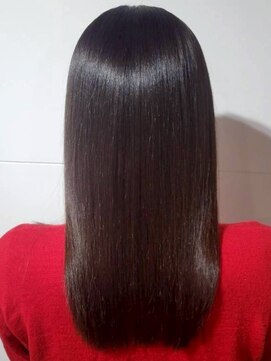 カミラボ(KAMI LABO) 髪質改善ストレート セミロング うるつや ダメージレス 20代