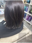 レイヤーボブ×オリーブグレージュ