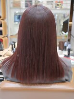 ピークアブー 原宿ハラカド(PEEK-A-BOO)&nbsp;くせ毛多毛ストレートパーマ赤髪レッド系ボブ長めブリーチなし