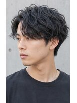 インアンドヤング 栄(in&yang) ショートセンターパートシャドウパーマルーズパーマ