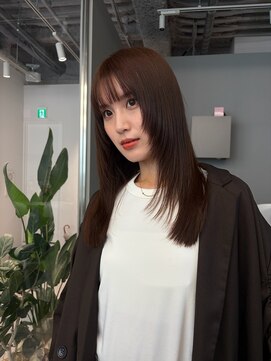 トリッカ 銀座(tricca) 美髪ストレート/暗髪ロング/シースルー前髪