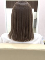 ソモ(SOMO)&nbsp;【オリーブグレージュ】透明感が欲しい方に