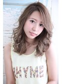 抜け感ミルクティーカラー×かき上げバングエアウェーブ