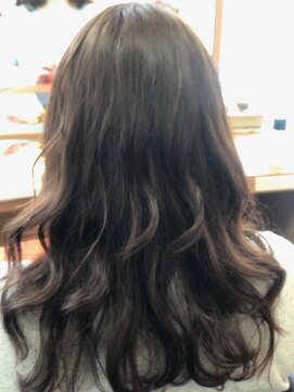 ココロ(HAIR CoCoro relaxation) ゆる巻き～春カラーブルーティル