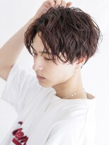 アクロス 原宿(AKROS)&nbsp;センターパート スパイラルパーマ