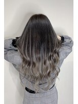 ヘアーデザイン ジェルム(Hair Design germe)&nbsp;ダークトーンでバレイヤージュ風エクステ/YUDU