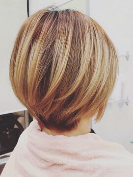 アルファ美容室(alfa) ショートボブ