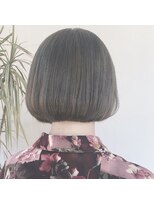 カリシア(CARICIA)&nbsp;ボブ×カーキグレージュカラー
