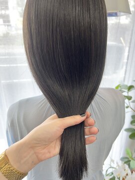 シベルバレー 横浜(sibell) ＊ロングレイヤーカット顔周りレイヤーウルフハッシュカット韓国