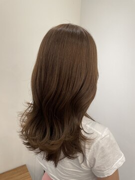リリアーナ(LILIANA) ダブルカラー ベージュカラー 韓国ヘア ミディアム ロング 池袋