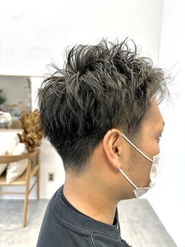 ムク(mUku) ツーブロック刈り上げショート