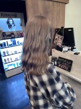 ブランシスヘアー(Bulansis Hair) シルバーグレージュ