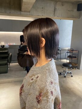 リール(rire) デザインカラーレイヤーカットウェットヘア夏オリーブベージュ