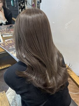 マインバイアフロートギンザ(MYNE by AFLOAT GINZA) ◯ブリーチなし　オリーブベージュ　レイヤーカット