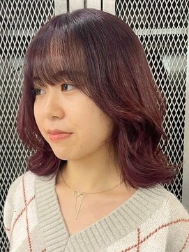 ウィコ 新宿(WICO) カシスレッド[新宿駅/こなれミディ/ウェーブパーマ]