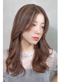面長さんにオススメ外ハネ大人ロング顔周り小顔フェイスレイヤー