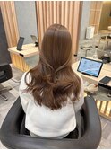 ワンカラーで叶う軽やかブラウンベージュ♪藤川