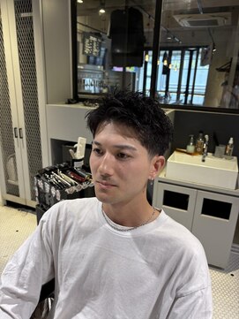 フランクスバーバーザスタンド(Frank’s barber the stand) メンズヘアスタイルF