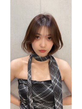 ロンドルピナス 小倉(Lond Lupinus) ミディアムヘア暗めカラー/デザインカラー/フェイスフレーミング